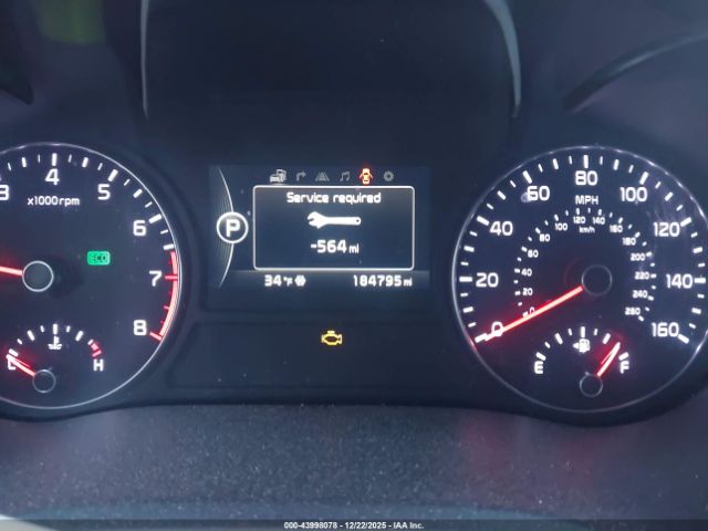 Kia Optima Sxl Turbo Image 10