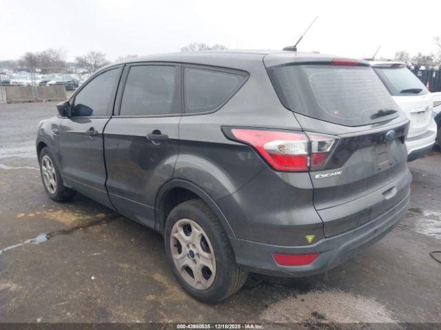 Ford Escape S Image 3