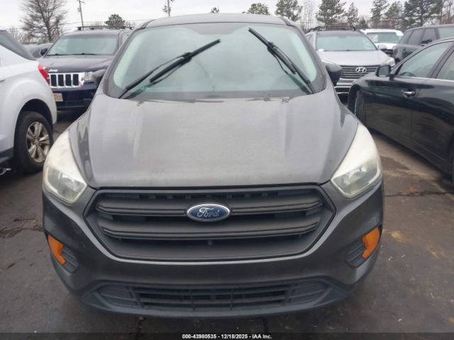 Ford Escape S Image 2