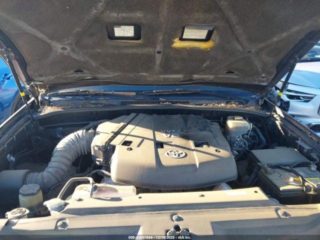 Toyota 4Runner Sr5 V6 Image 15