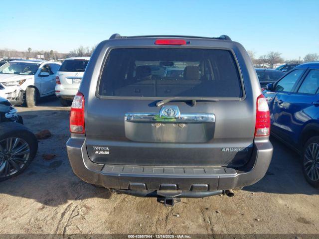 Toyota 4Runner Sr5 V6 Image 4