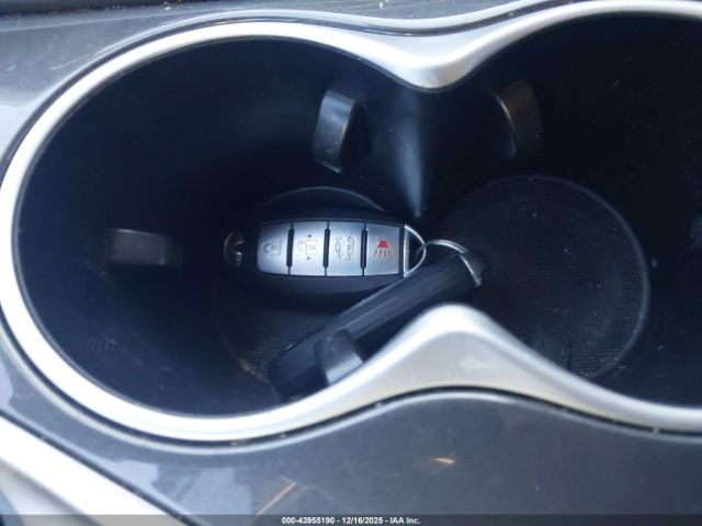 INFINITI Q50 2.0t Pure Image 16