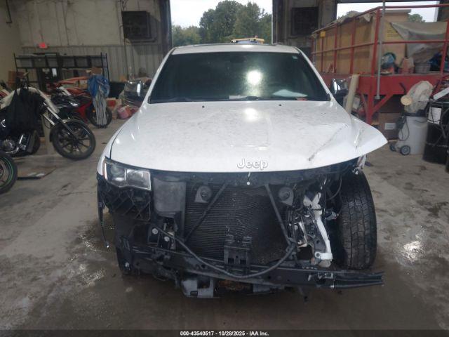 Jeep Grand Cherokee Limited 4x4 Image 17