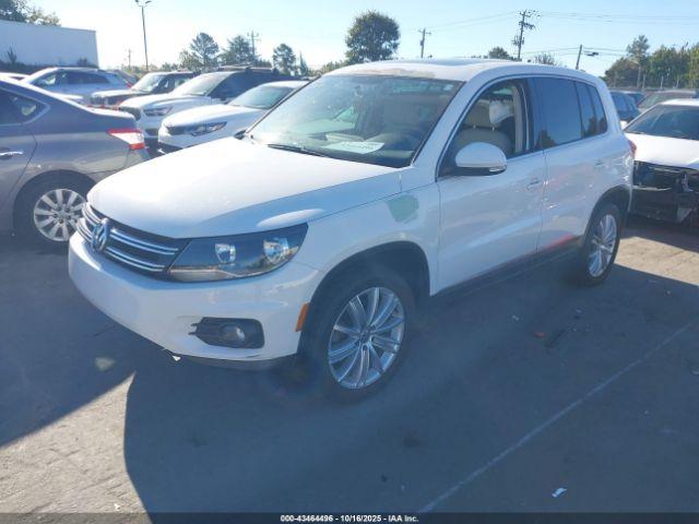 Volkswagen Tiguan Se Image 2