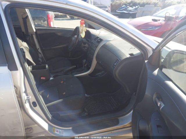 Toyota Corolla S Image 9