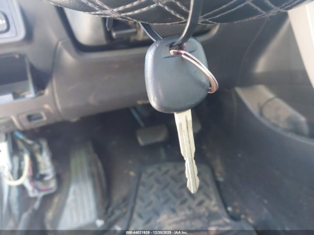 Toyota Corolla S Image 11