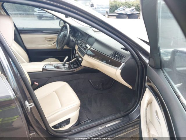 BMW 5 Series Image 5