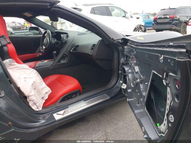 Chevrolet Corvette Z51 Image 2