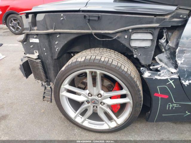 Chevrolet Corvette Z51 Image 6