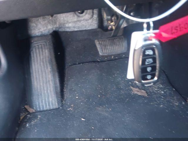 Hyundai KONA Sel Image 9