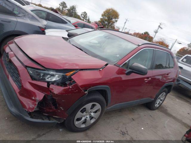 Toyota RAV4 Le Image 7