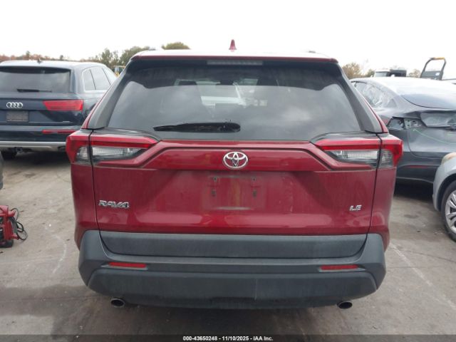 Toyota RAV4 Le Image 9