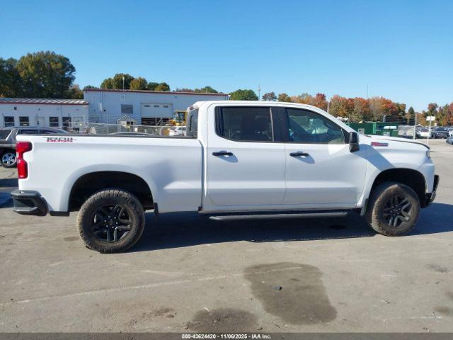 Chevrolet Silverado 1500 4wd  Standard Bed Lt Trail Boss Image 10
