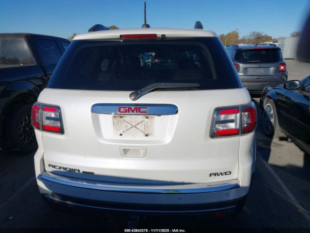 GMC Acadia Image 5