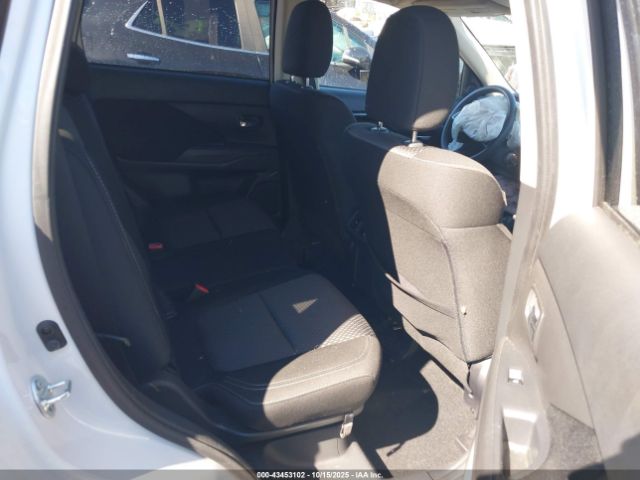 Mitsubishi Outlander Es Image 4