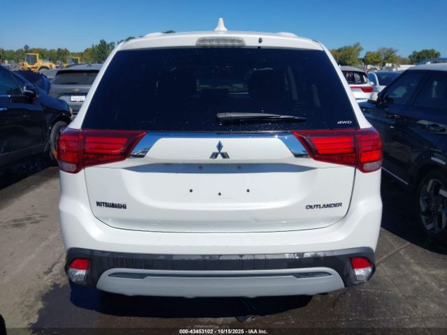 Mitsubishi Outlander Es Image 12