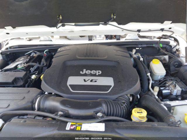 Jeep Wrangler Rubicon Hard Rock Image 13