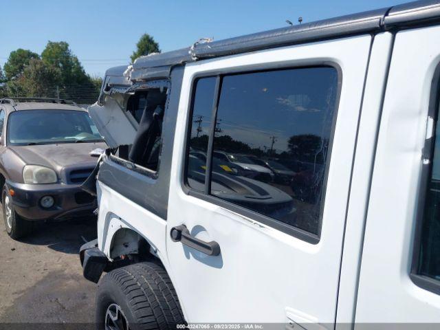 Jeep Wrangler Rubicon Hard Rock Image 5