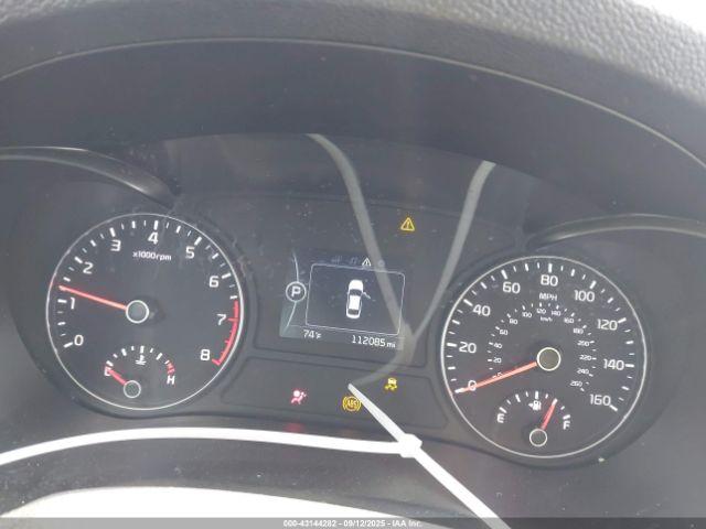 Kia Optima Lx Image 6