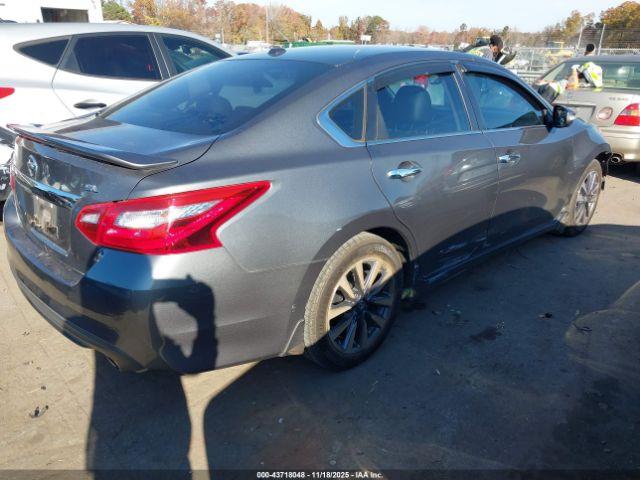 Nissan Altima 2.5 Sl Image 13