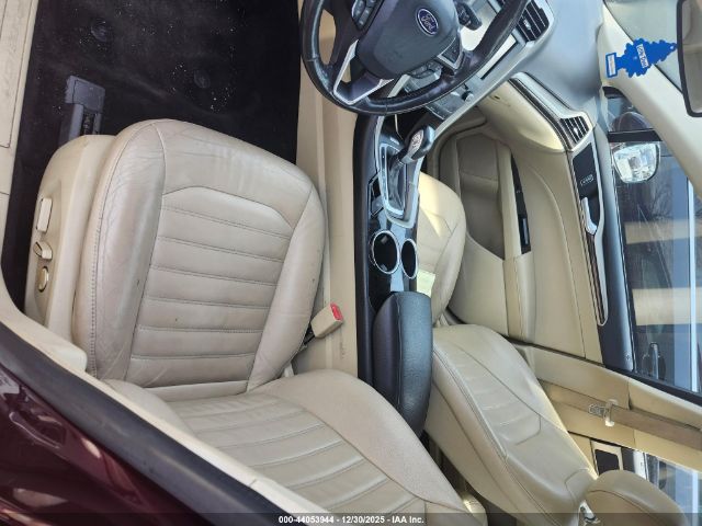 Ford Fusion Se Image 6