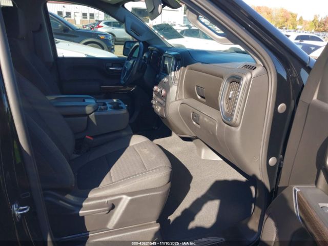 Chevrolet Silverado 1500 4wd  Short Bed Rst Image 3