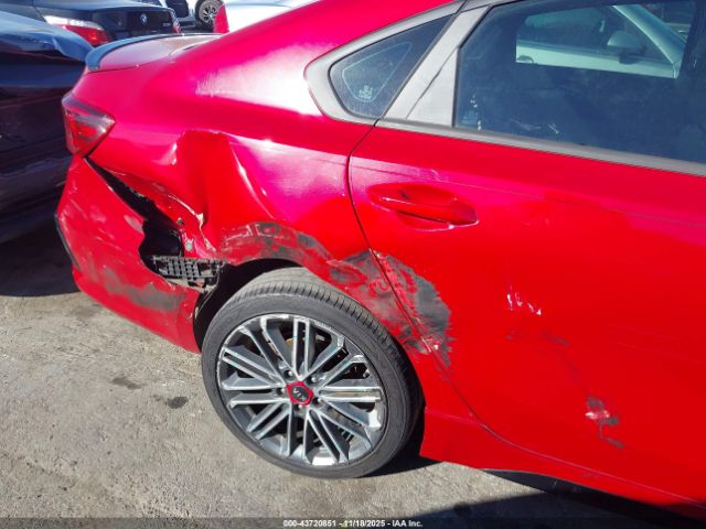 Kia Forte Gt Image 7