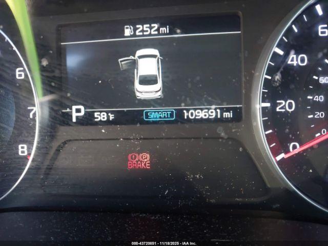 Kia Forte Gt Image 13