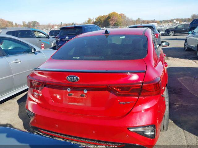 Kia Forte Gt Image 2