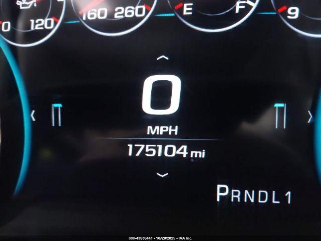 GMC Sierra 2500 Denali Image 13