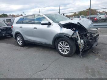  Salvage Kia Sorento