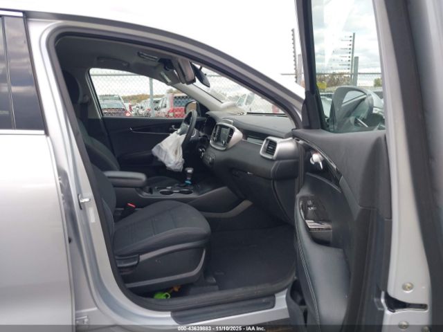 Kia Sorento 3.3l Lx Image 8