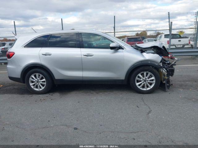 Kia Sorento 3.3l Lx Image 11