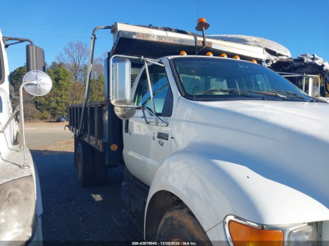 Ford F-650 Image 4
