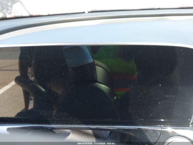 Mercedes-Benz E-Class 4matic Image 9