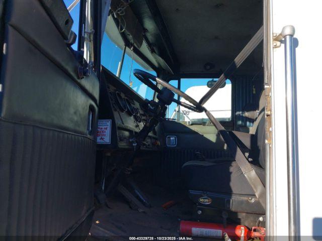 Kenworth Construction T800 Image 4