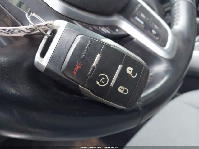 Ram 2500 Big Horn  4x4 6'4 Box Image 9