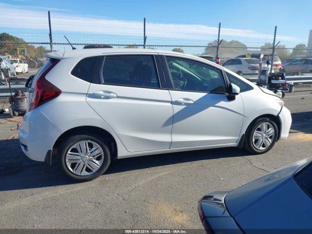 Honda Fit Lx Image 11