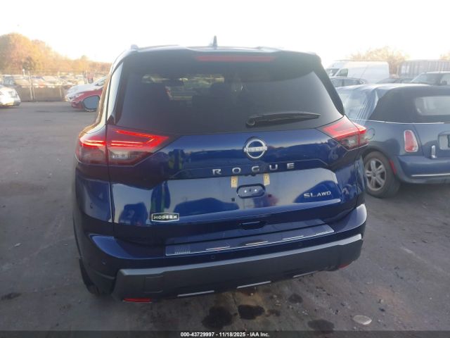 Nissan Rogue Sl Intelligent Awd Image 3