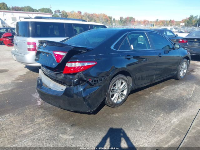 Toyota Camry Se Image 5