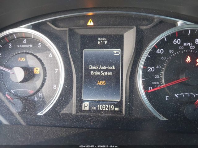 Toyota Camry Se Image 15