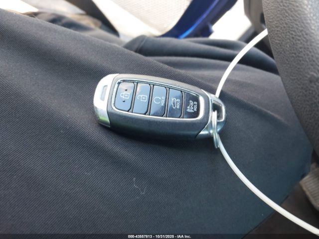 Hyundai ELANTRA Sel Image 10