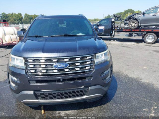 Ford Explorer Limited Image 11