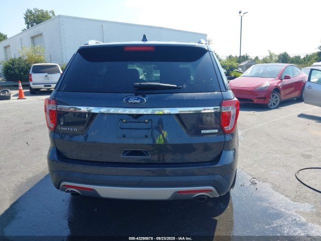 Ford Explorer Limited Image 8