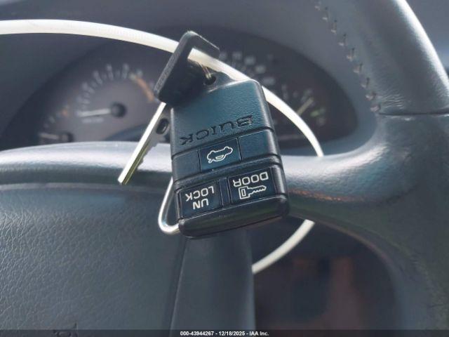 Buick Regal Custom Image 12