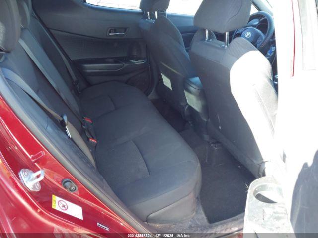 Toyota C-HR Xle Image 5