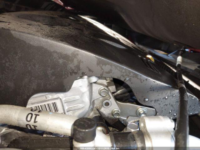 Toyota C-HR Xle Image 7