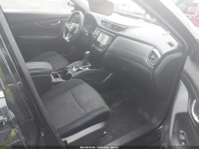 Nissan Rogue Sv Image 2