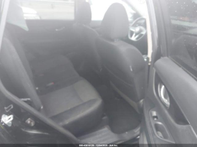 Nissan Rogue Sv Image 4