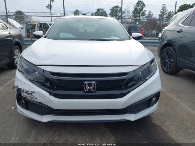 Honda Civic Sport Image 12